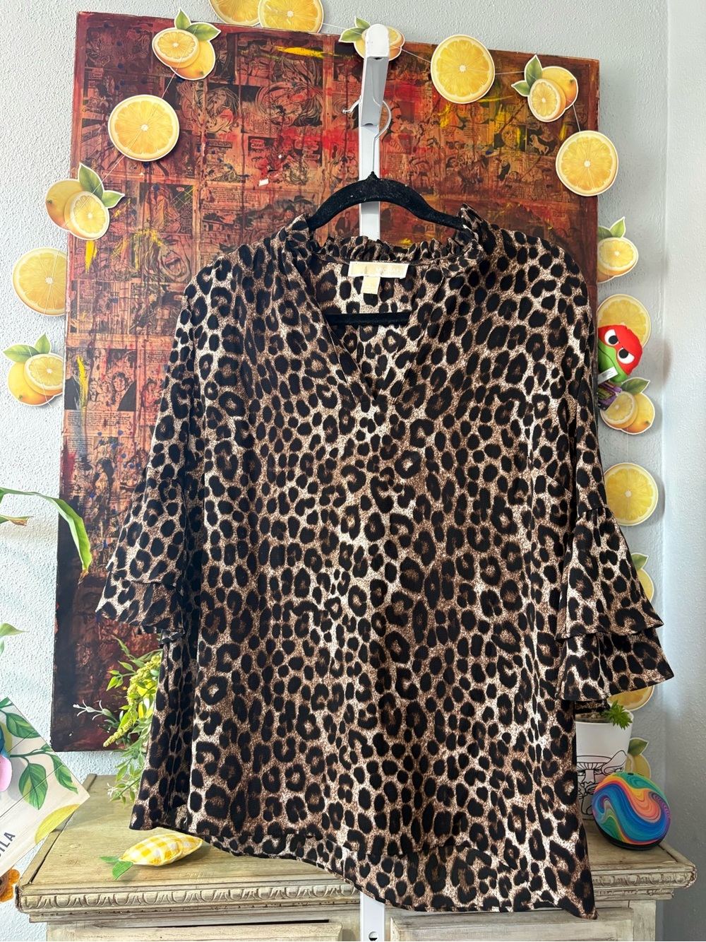 Michael Kors Leopard Print V-Neck Size L